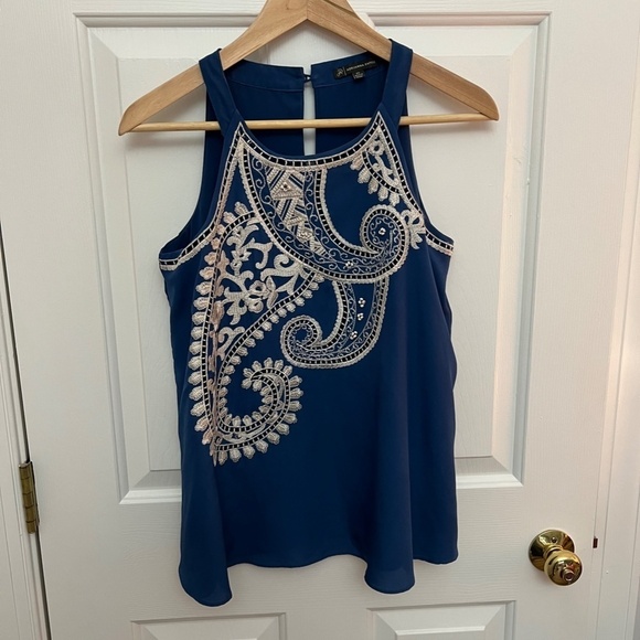 Adrianna Papell Blue Embroidered High Neck Tank Sz XS - Picture 9 of 10